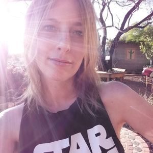 Meet your Posher, Cj